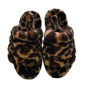 UGG GIRLS YOUTH Yeah Panther-Print Sheepskin Slingback Slippers